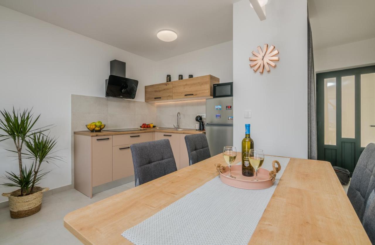 Apartment Nevera 2