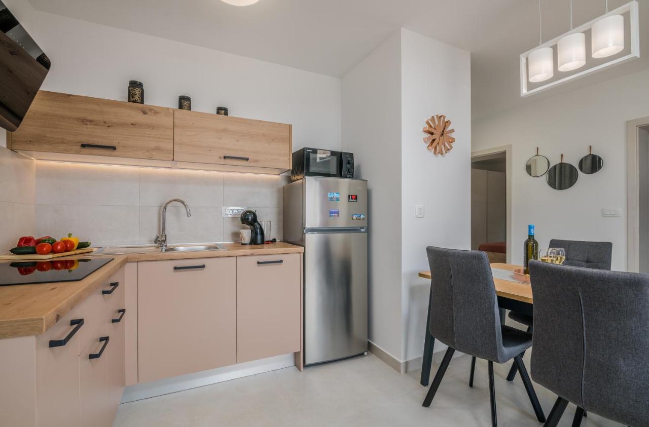 Nevera 2 Apartment Vrbnik